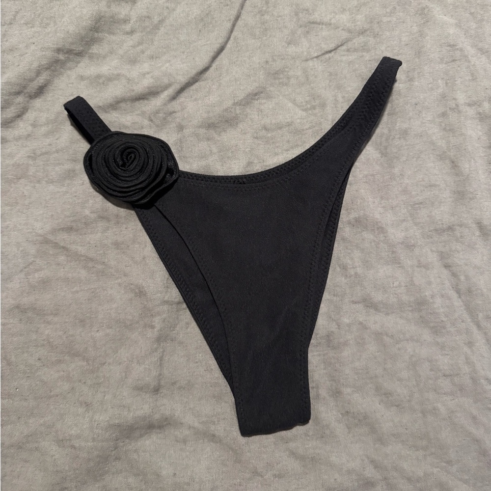 Rosette 90s bottom